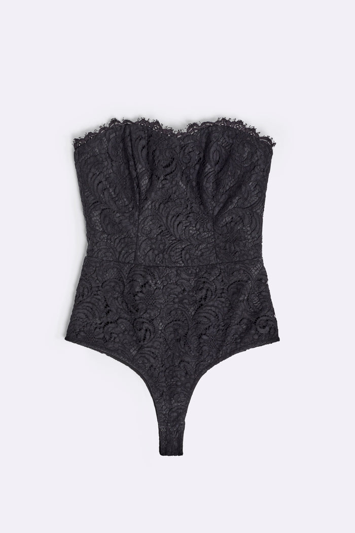 Strapless lace bodysuit