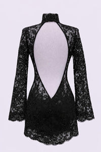 Rückenfreies Spitzenkleid