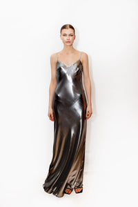 Langes Slip Dress mit Schmuckstein Details