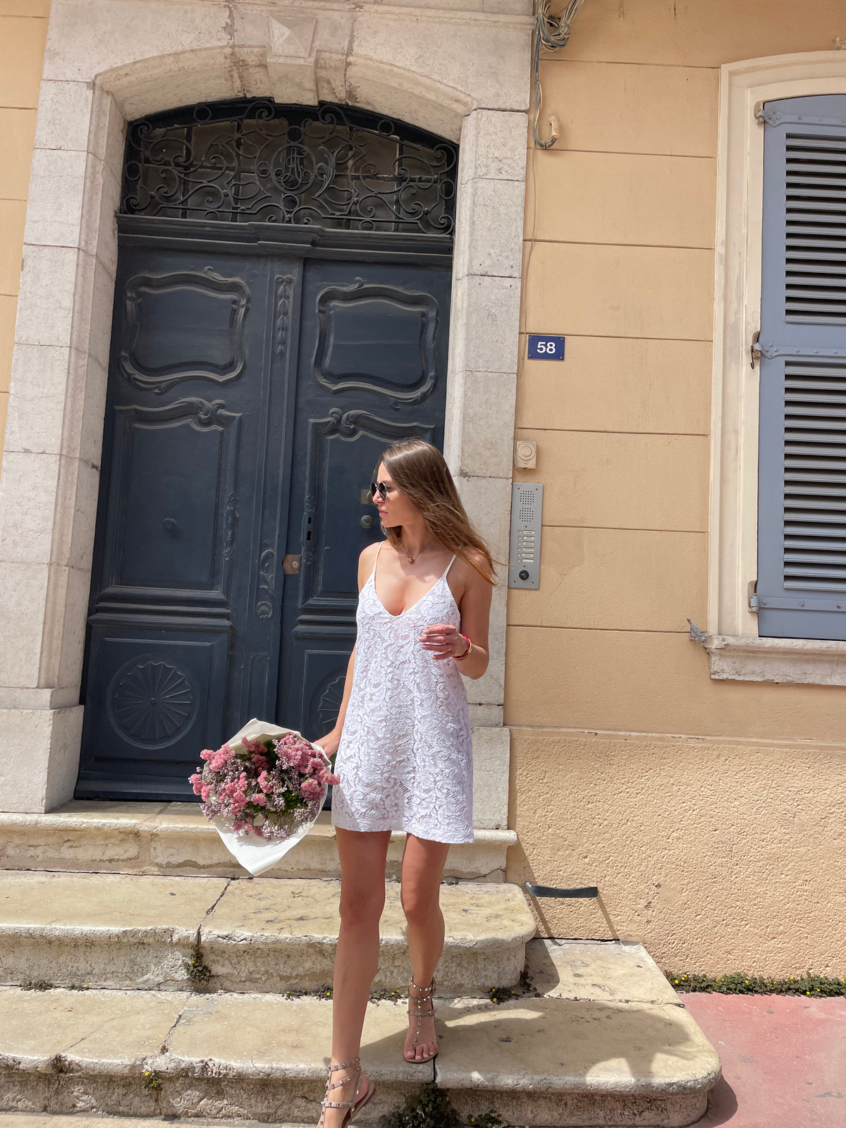 Mini-Spitzenkleid